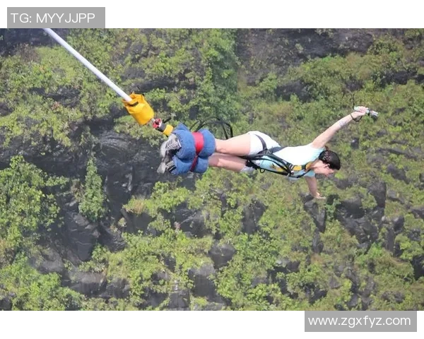 重庆攀岩队力压群雄荣登全国攀岩力量排行榜第四名 重庆攀岩队力压群雄荣登全国攀岩力量排行榜第四名