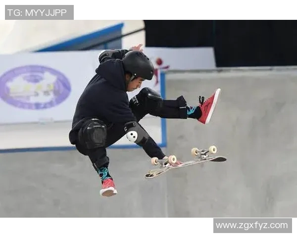 重庆滑板队在滑板耐力排行榜中荣获第三名的辉煌成就 重庆滑板队在滑板耐力排行榜中荣获第三名的辉煌成就