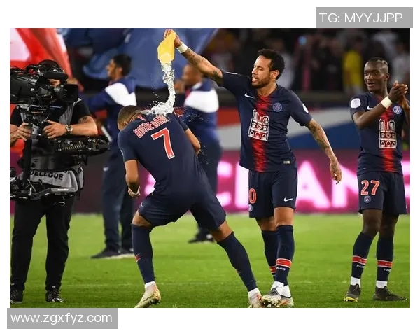 巴黎圣日耳曼与雷恩精彩对决直播全程回顾与分析