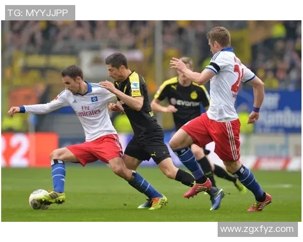 曼彻斯特联迎战富勒姆力争主场胜利展现球队实力