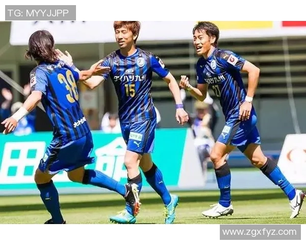 熊本深红与爱媛FC激战在即谁能在这场对决中笑到最后