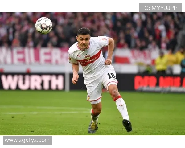 鲁本迪亚斯的足球之路:从青涩小将到世界级后卫的成长历程 鲁本迪亚斯的足球之路:从青涩小将到世界级后卫的成长历程