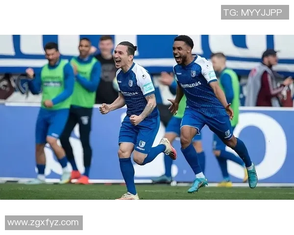 基尔队与马格德堡队激战正酣谁能在这场对决中笑到最后